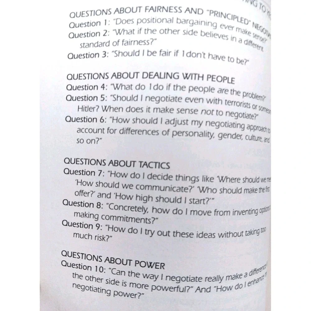 Getting‎ to Yes Negotiating Agreement Without Giving In Fisher Ury Patton 2011